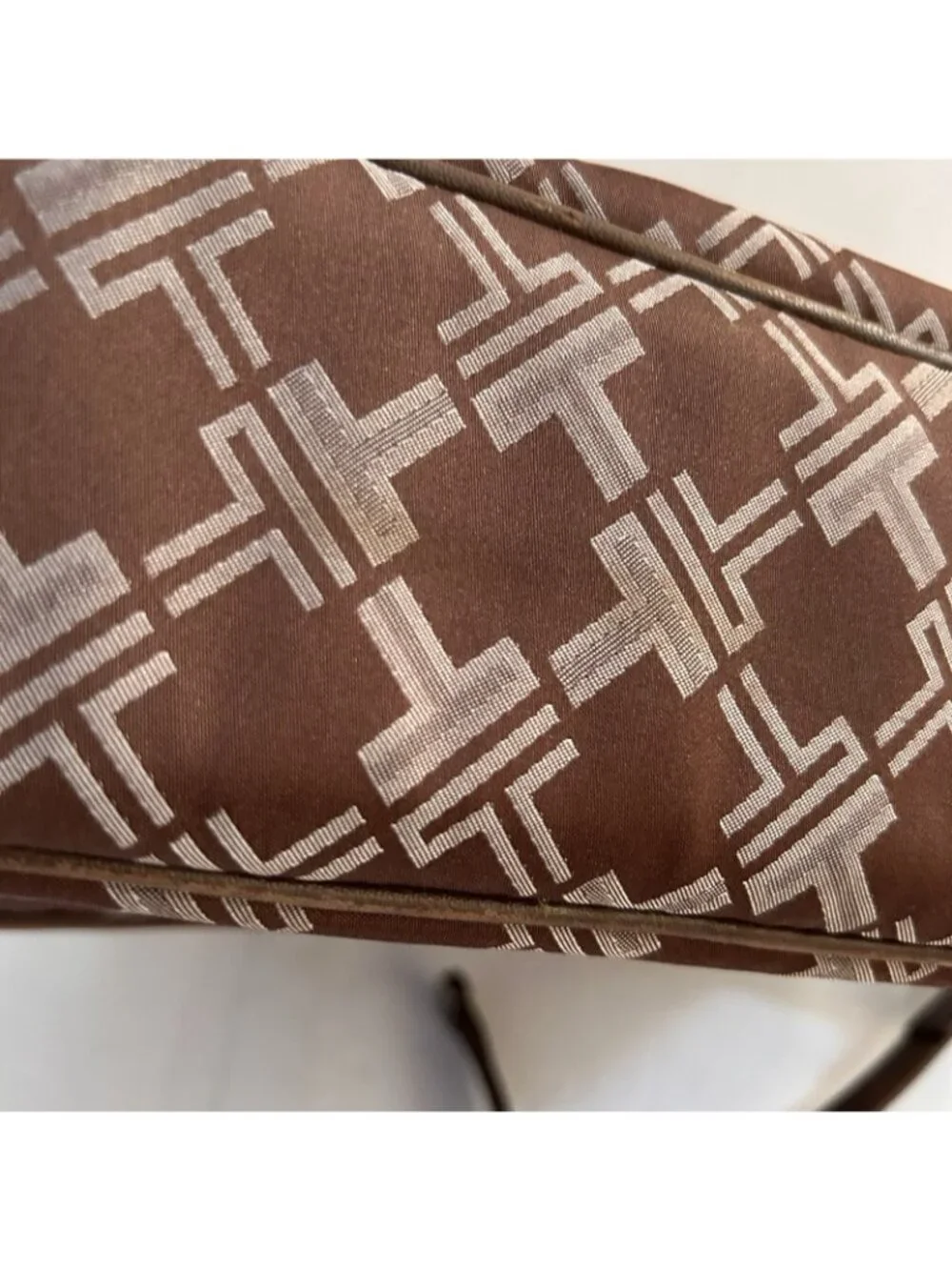 Tumi brown signature